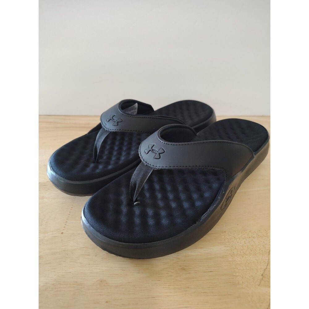 Under Armour Women's Ignite Pro Flip Flops Size 7 Black/Black Logo Comfort